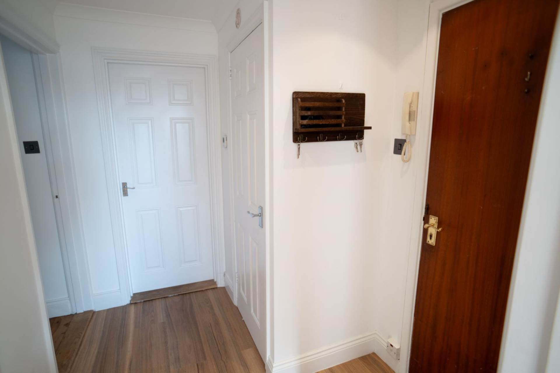 St Saviour rental available straight away