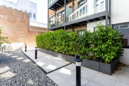 Immaculate 1 Bed Garden Flat, The Soane, St Helier