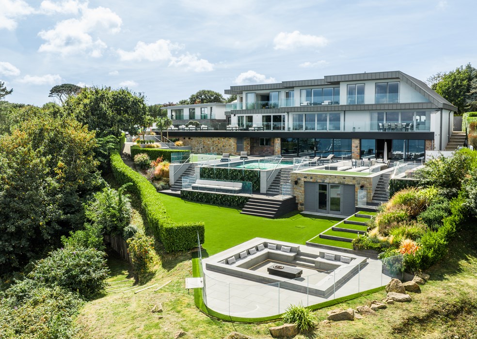Carteret House