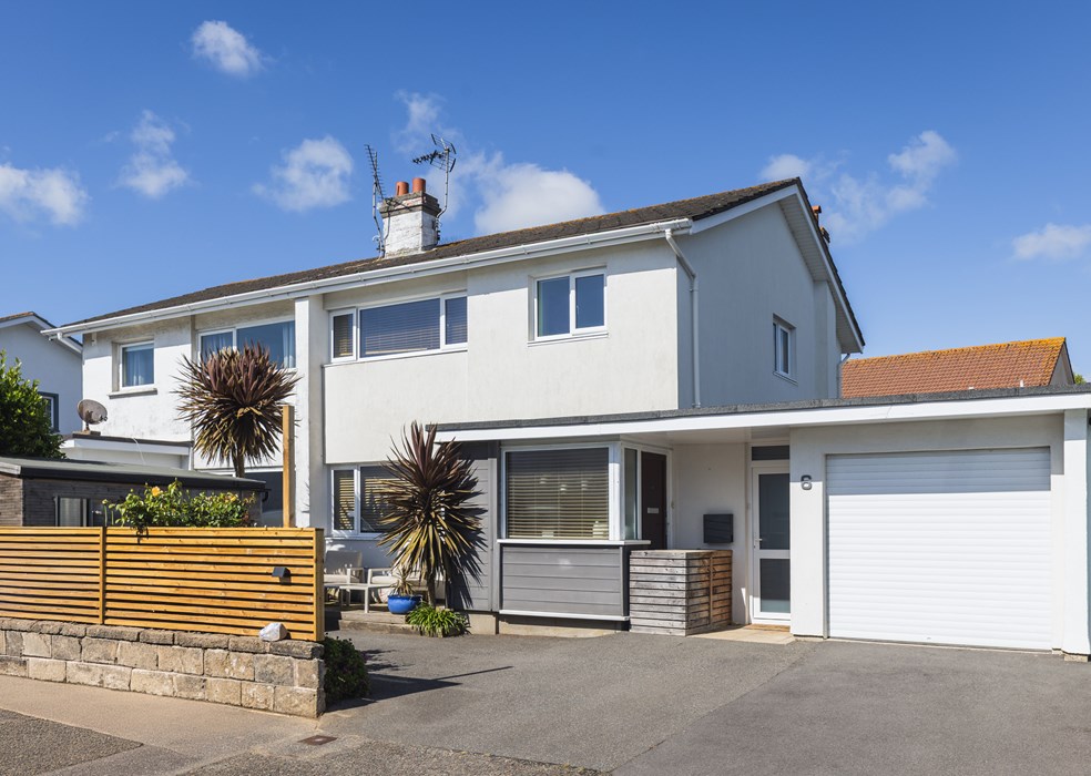 6, Nomond Avenue