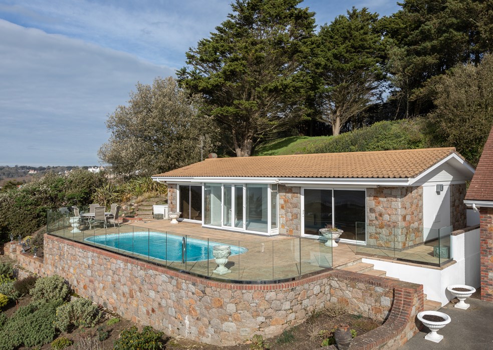 Poolside Cottage, Chateau Rocquebrune