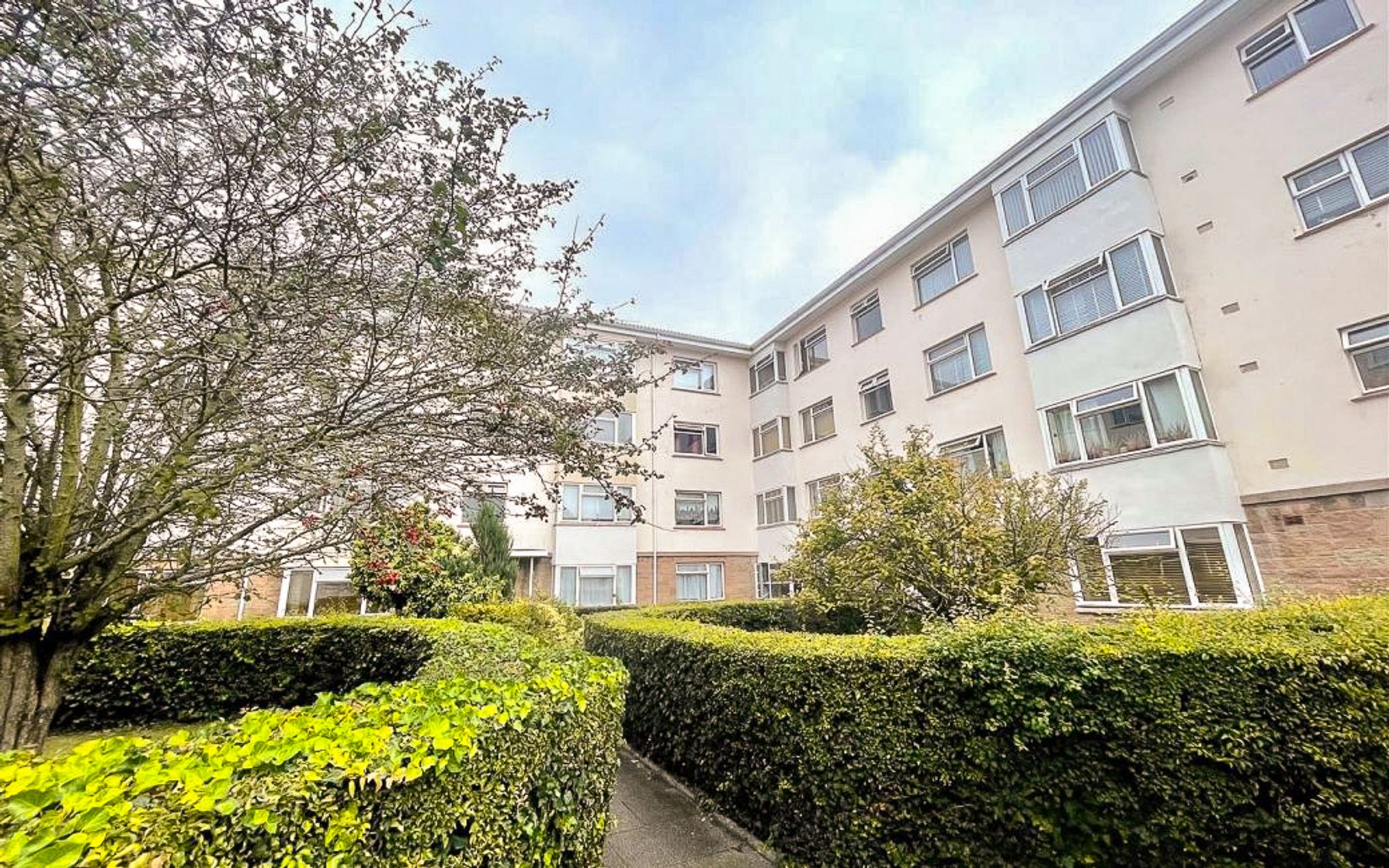 9 Marett Court, St Helier