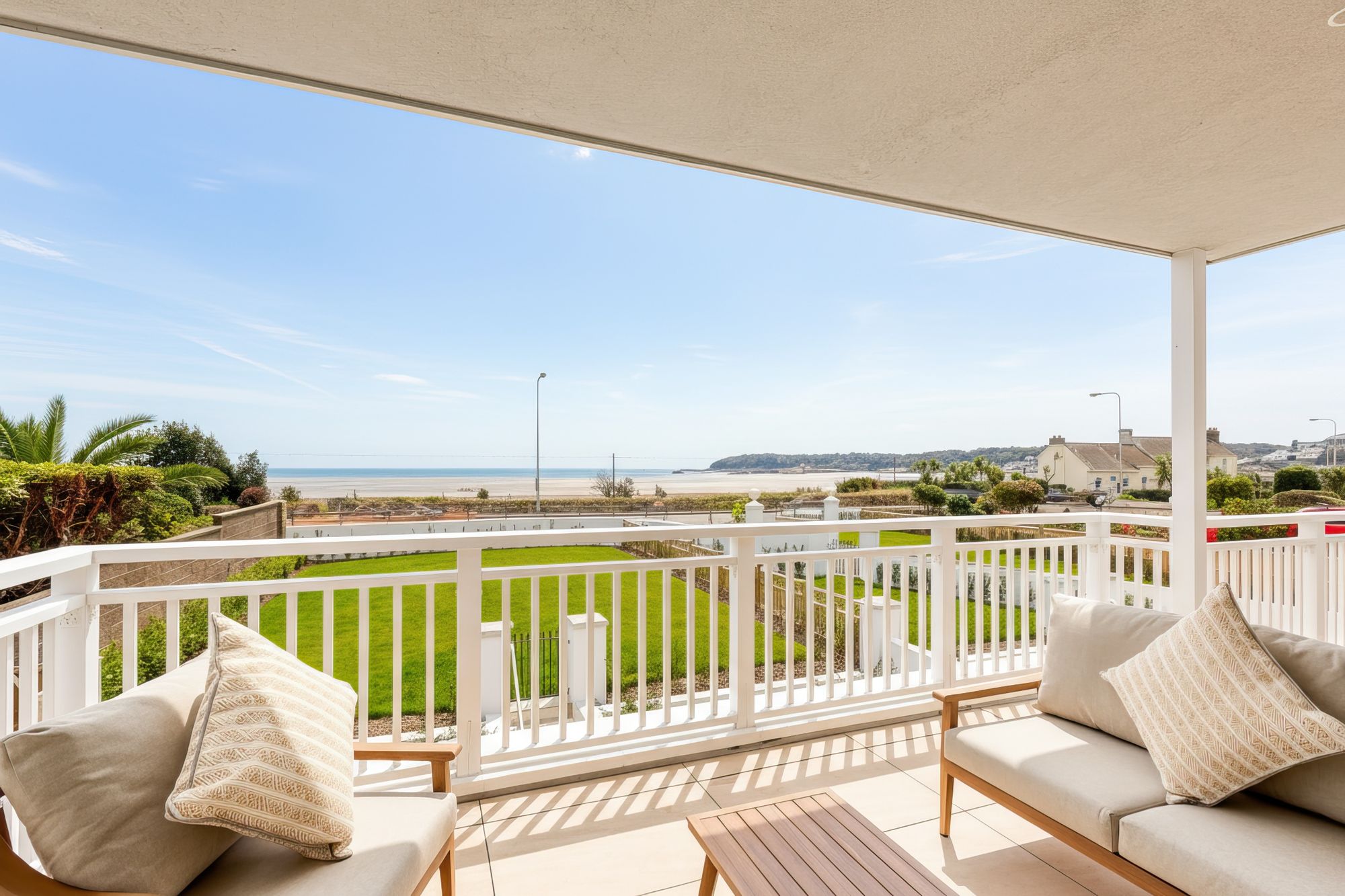 Baycroft - Apartment Four, St Lawrence
