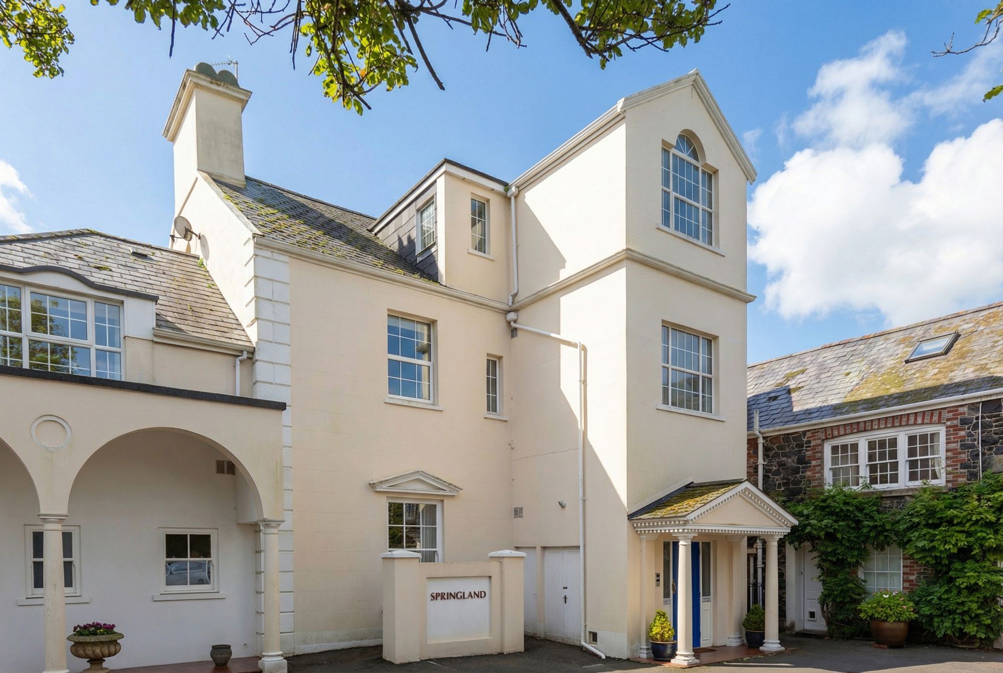 3 Springland, St Lawrence