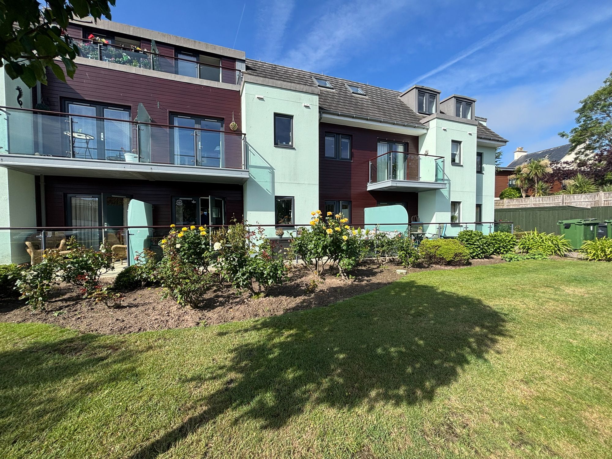 75 Rose Mews, St Peter