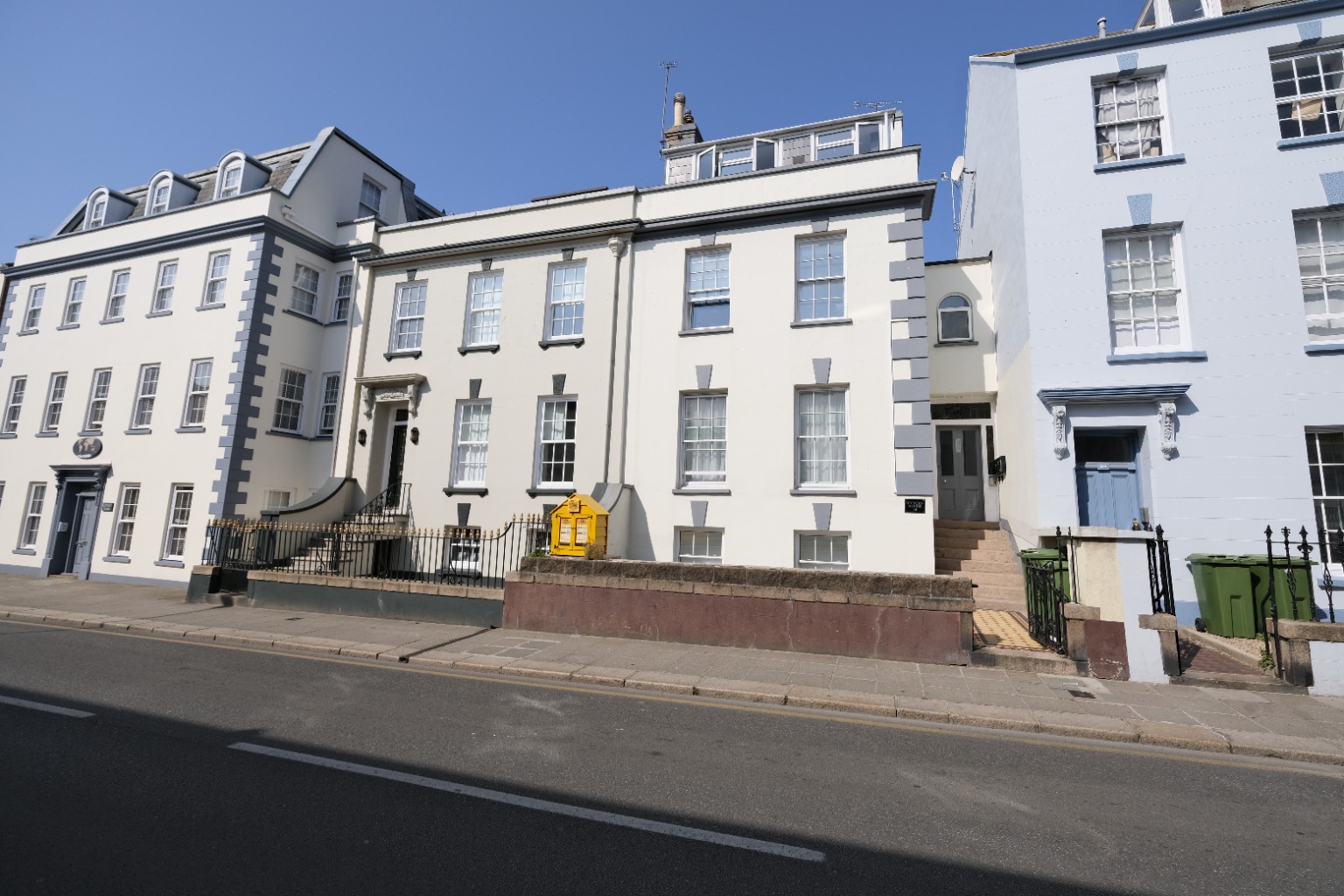 Flat 5, Wyburn House