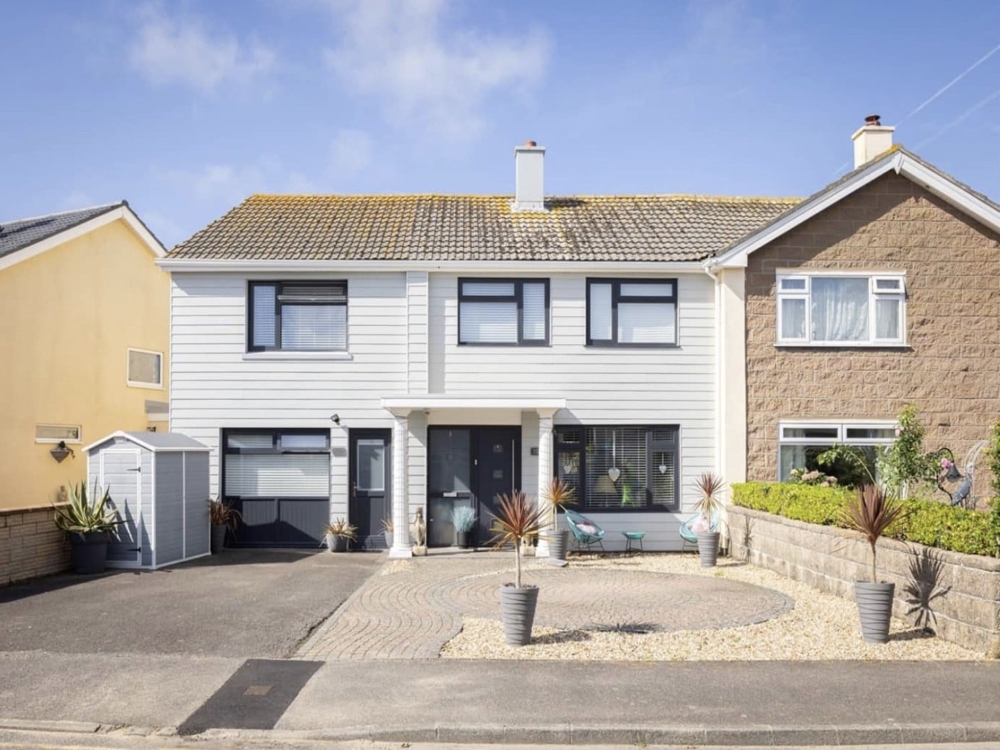 131, Les Quennevais Park, St Brelade, St. Brelade
