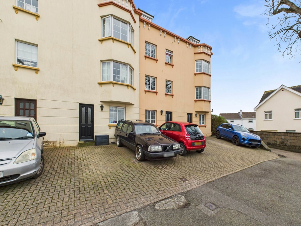 Hautmont Close, St. Helier