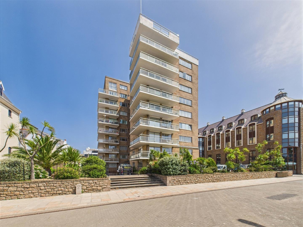 Esplanade, St Helier, St. Helier