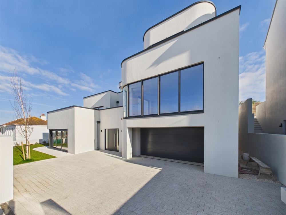 Longfield Avenue, St. Brelade