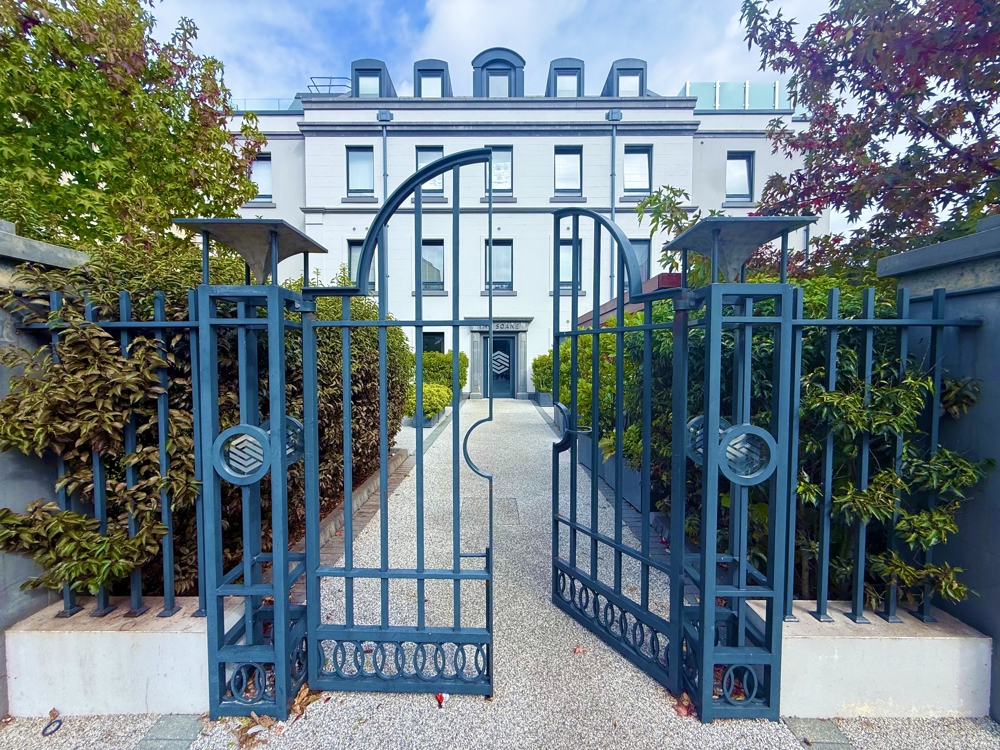 La motte street , St. Helier