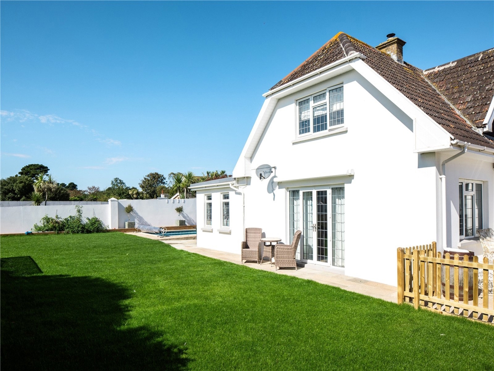 3 Elizabeth Avenue, La Route Orange, St. Brelade