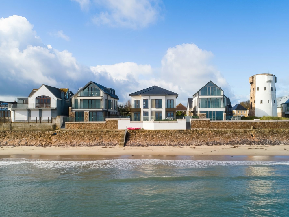 2 Elizabeth House - The Waves, Grouville, Grouville