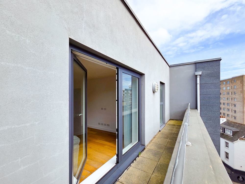 68, Fourteen Gloucester Street, St. Helier