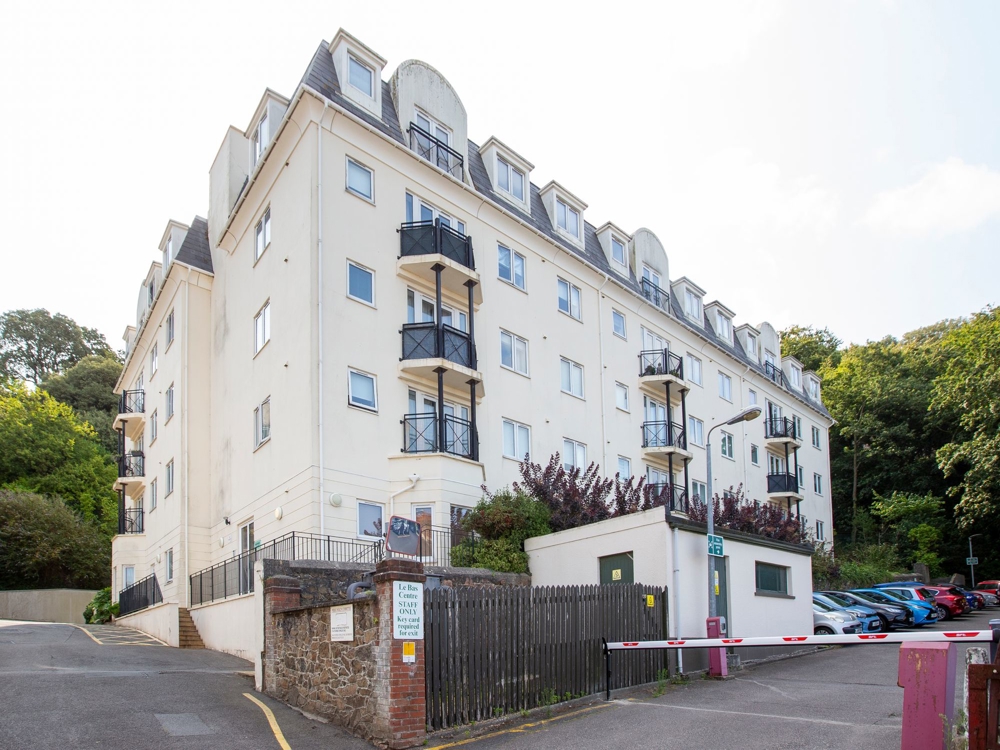 4 Woodville Apartments, St Helier, St. Helier