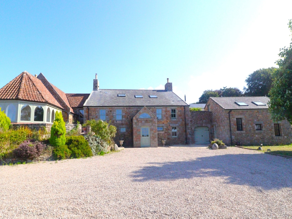 Heritage 6 Bed Farmhouse with 1 Bed Cottage, St Ouen, St. Ouen