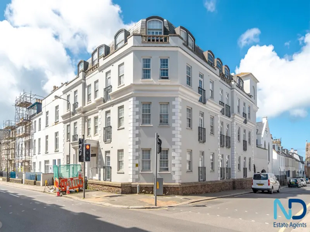 Flat 4, Nelson House, Victoria Street, St Helier, JE2 4TG, St. Helier