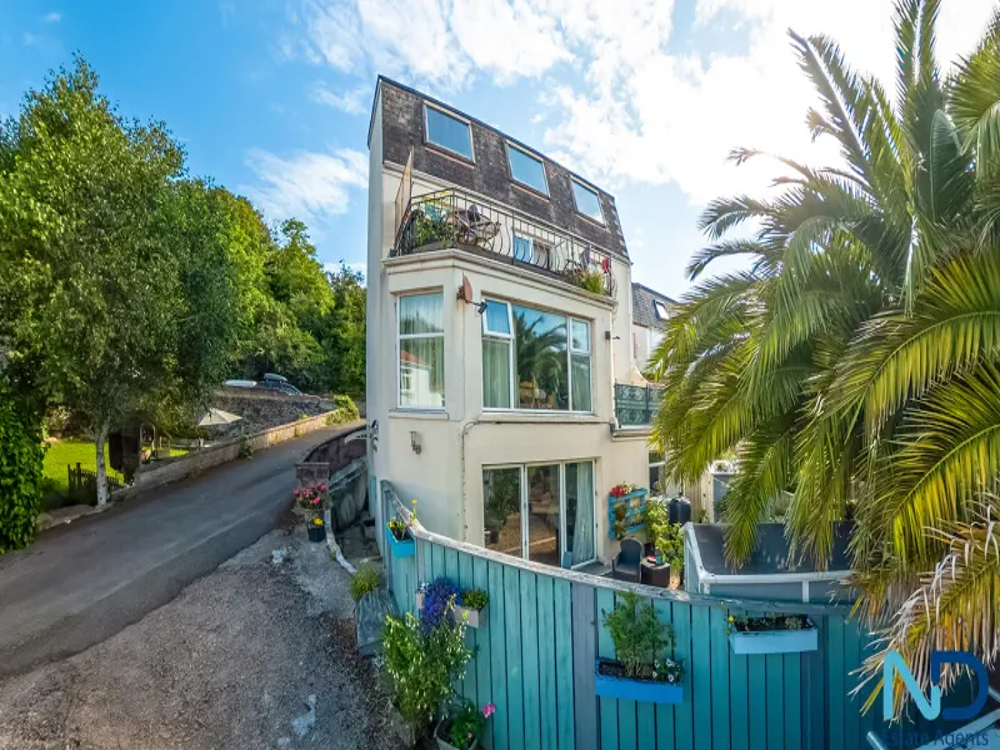 Flat 4 Melrose Apartments, Le Vier Mont, St Helier, JE2 4NG, St. Helier