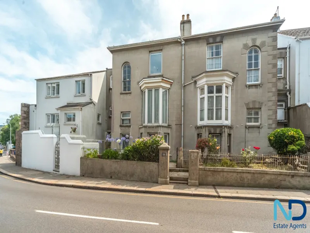 Flat 1 114 Rouge Bouillon, St Helier, JE2 3UU, St. Helier