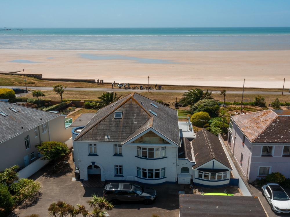 Stunning seafront location 6 bedroom detached property, St. Lawrence