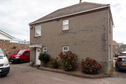 Priory Farm, St Clement