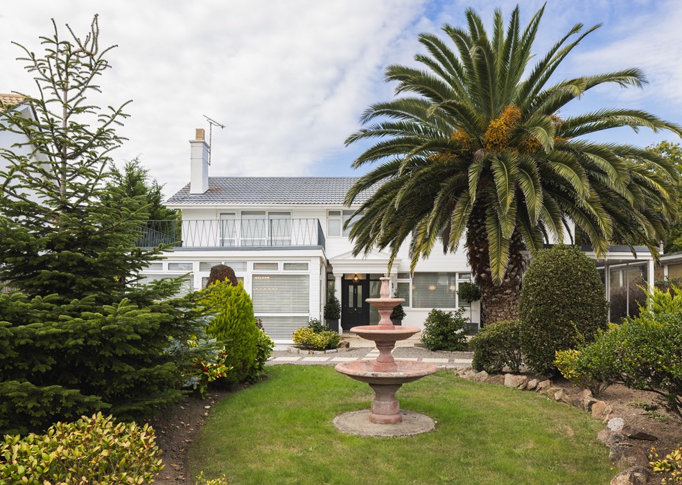 9 Magnolia Gardens