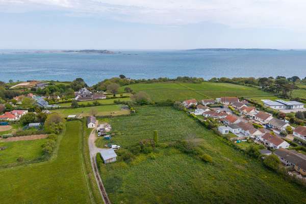 Les Blanches Vinery Cottage
