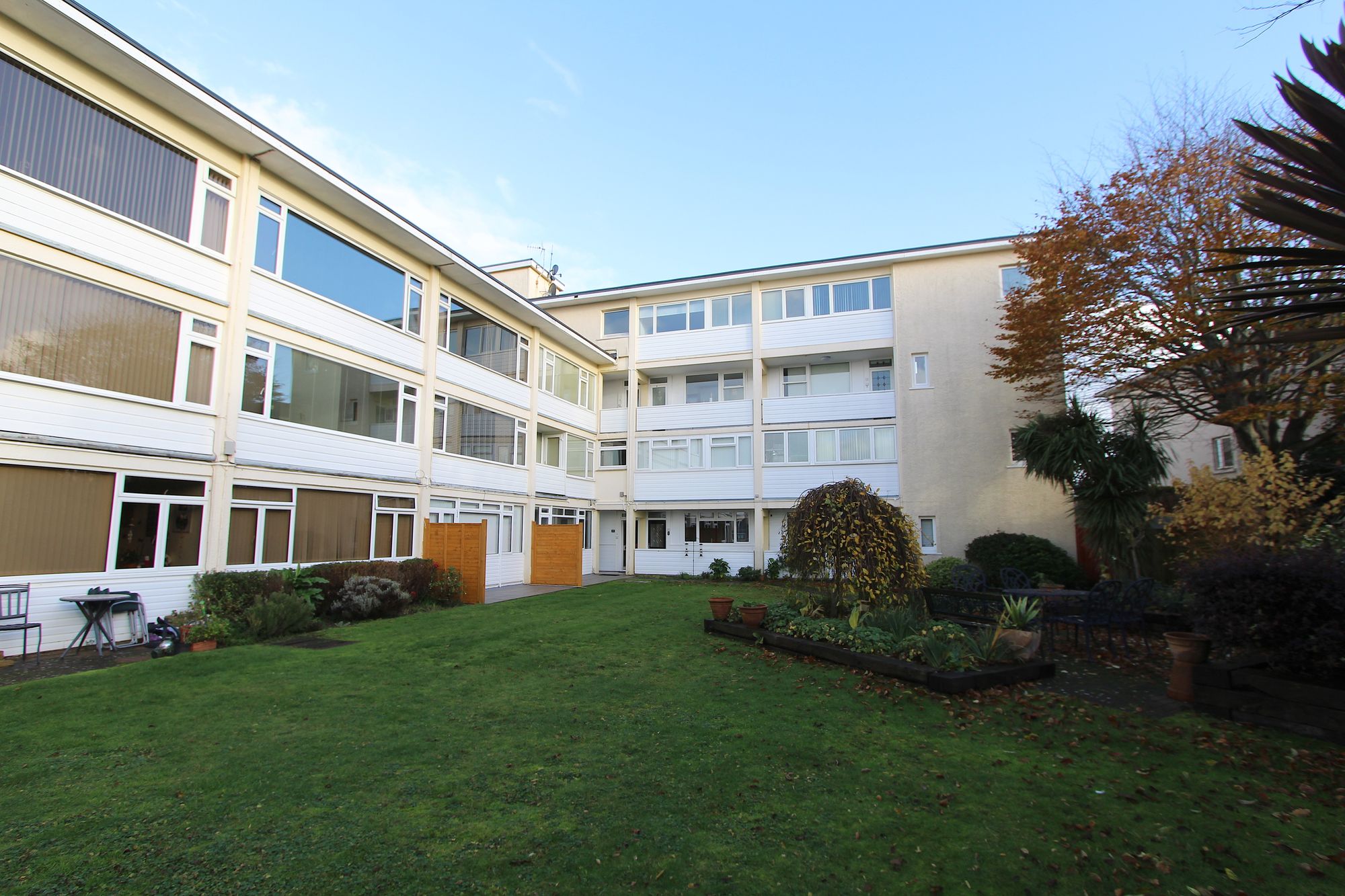 10 Holmgate Court, St Helier