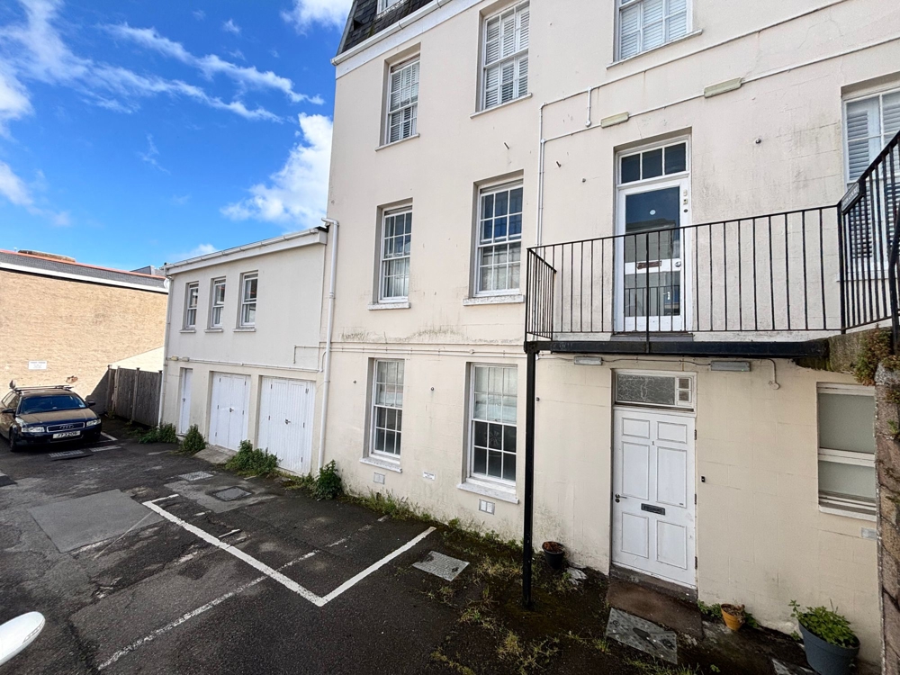 Apt 1 Avon Court, 18 La Chasse, St. Helier